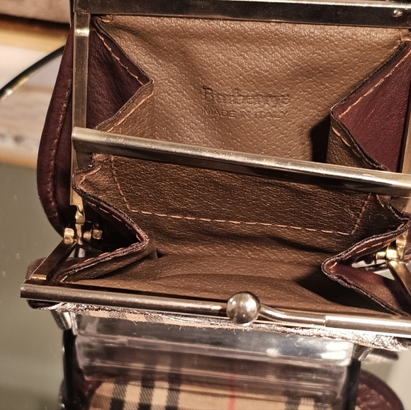 BURBERRY VINTAGE  KISSLOCK COIN POUCH - Picture 5 of 12